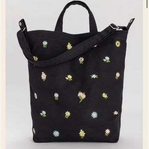 Baggu Embroidered flower Bag